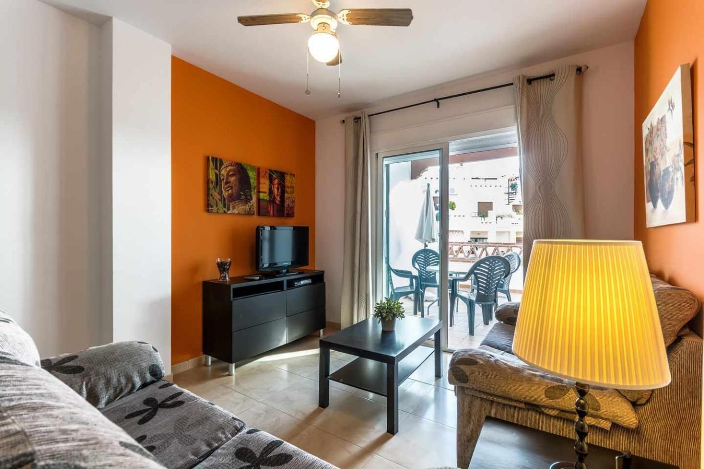 Apartamento Chimenea Playa - 2 Dormitorios Y Terraza Nerja Eksteriør billede