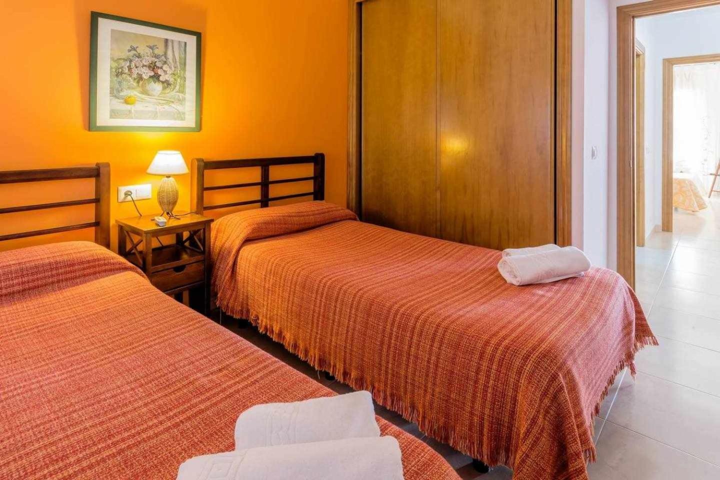 Apartamento Chimenea Playa - 2 Dormitorios Y Terraza Nerja Eksteriør billede